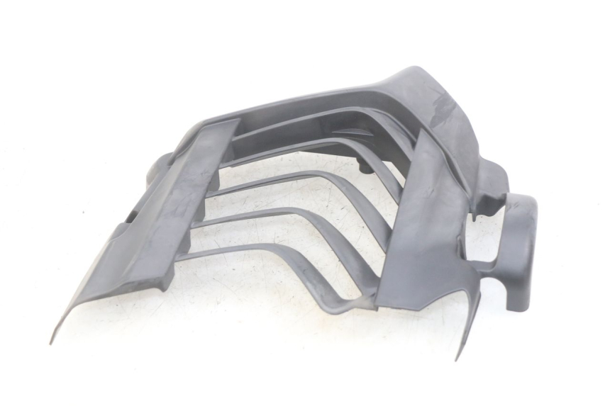 photo de GRIGLIA RADIATORE YAMAHA HW XENTER 125 (2011 - 2017) - Zoom sullo stato d'uso