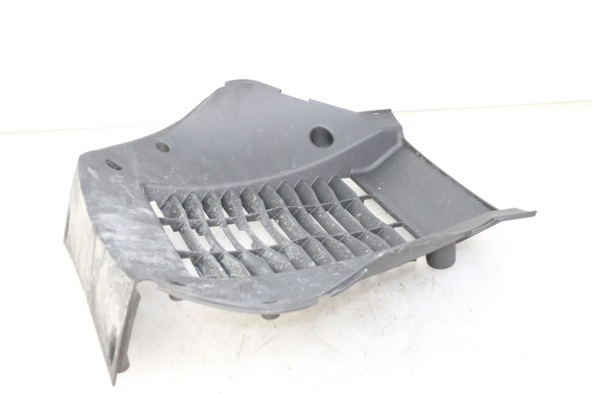 photo de GRIGLIA RADIATORE SYM JOYMAX 125 (2010 - 2017) - Zoom sullo stato d'uso