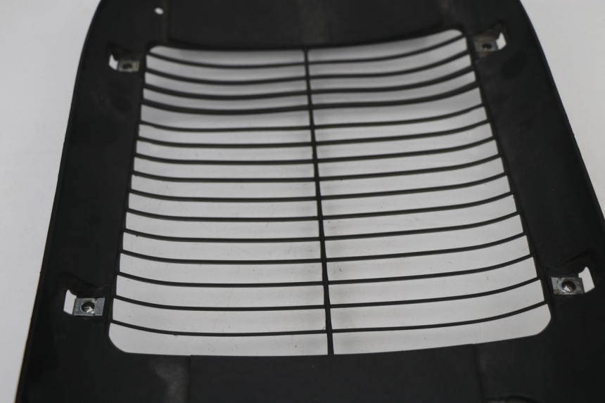 photo de GRIGLIA RADIATORE SYM MAXSYM I 400 (2011 - 2016) - Altra angolazione