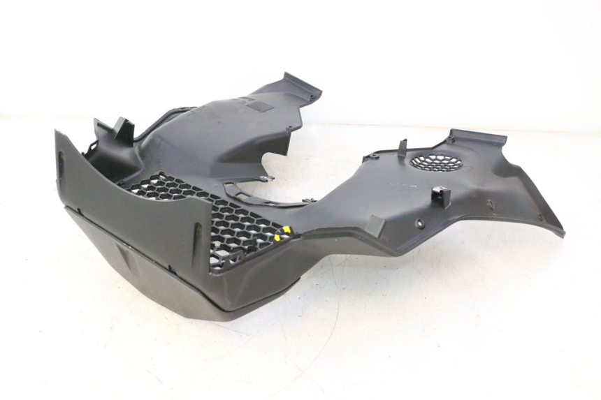 photo de GRIGLIA RADIATORE PIAGGIO MP3 HPE 530 (2022 - 2026) - Dettagli dei punti di fissaggio