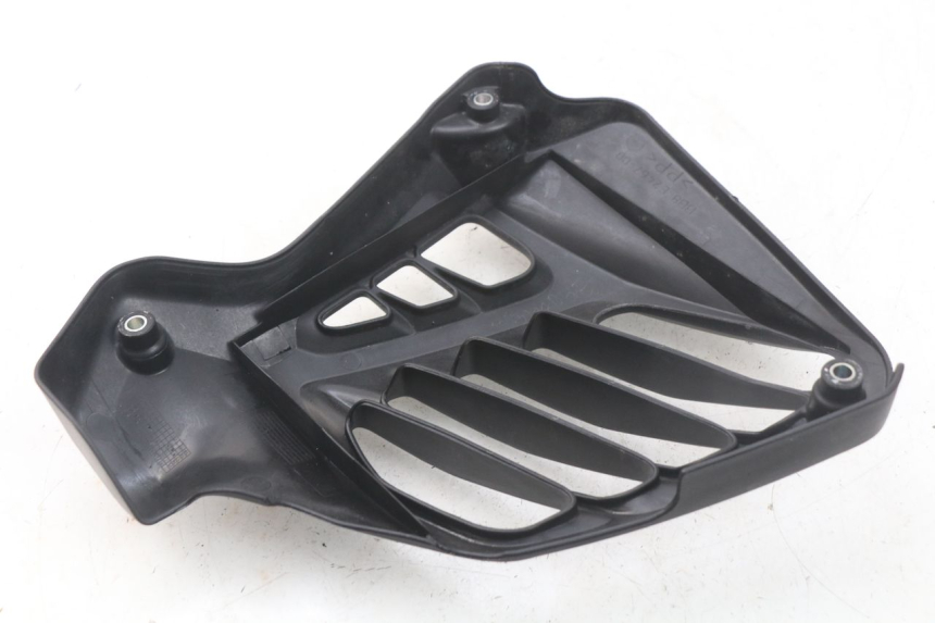 photo de Griglia del radiatore MBK MW TRYPTIK 125 (2017 - 2022) - Zoom sullo stato d'uso