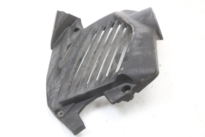 photo de GRIGLIA RADIATORE MBK MW TRYPTIK 125 (2014 - 2016) - Zoom sullo stato d'uso