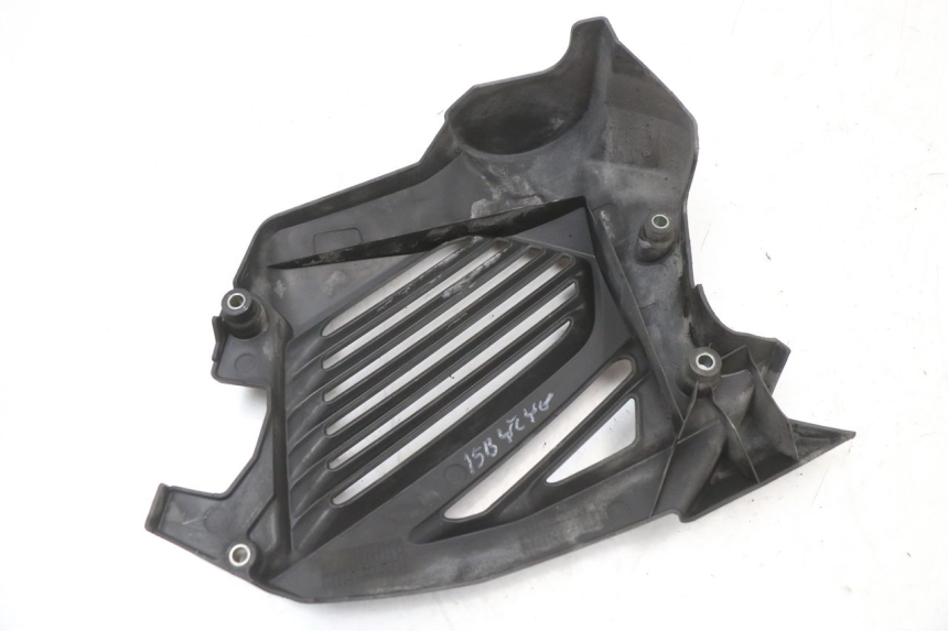 photo de GRIGLIA RADIATORE MBK MW TRYPTIK 125 (2014 - 2016) - Primo piano tecnico