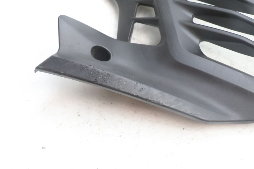 photo de GRIGLIA RADIATORE YAMAHA N-MAX NMAX 125 (2021 - 2024) - Dettaglio del componente