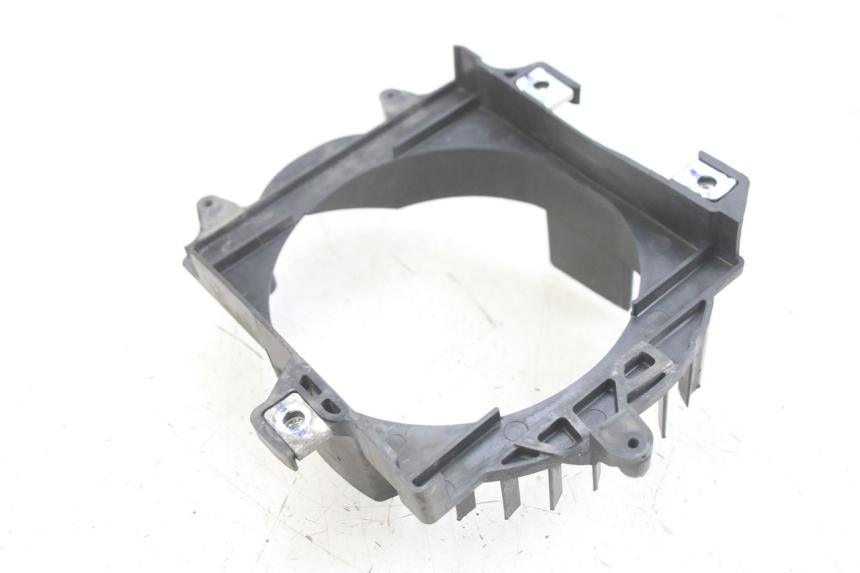 photo de GRIGLIA RADIATORE HONDA PCX (JF47) 125 (2012 - 2013) - Vista principale