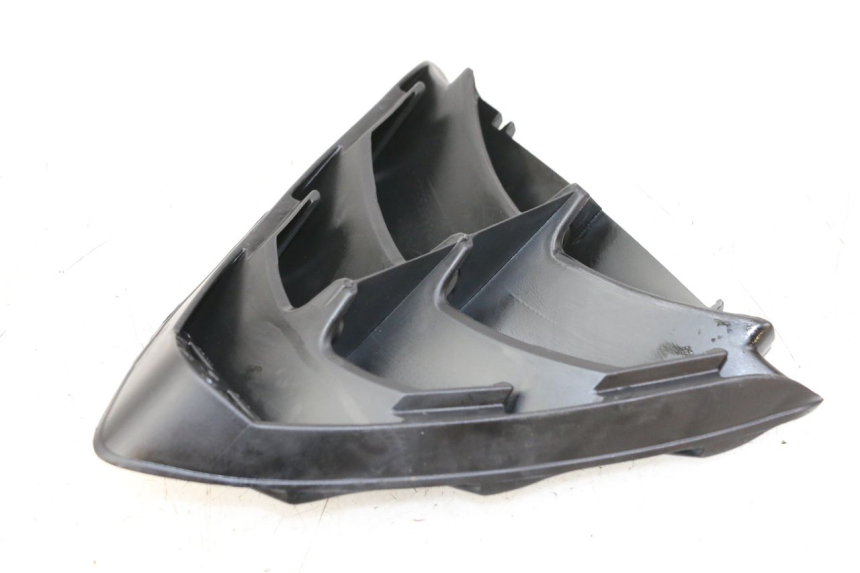 photo de GRIGLIA RADIATORE PIAGGIO NRG POWER PUREJET 50 (2018 - 2021) - Zoom sullo stato d'uso