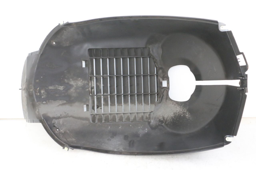 photo de GRIGLIA RADIATORE PEUGEOT SATELIS COMPRESSOR K15 125 (2006 - 2009) - Vista principale