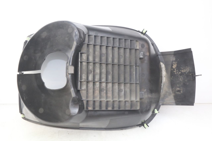 photo de GRIGLIA RADIATORE PEUGEOT SATELIS 125 (2010 - 2012) - Vista d'insieme del prodotto