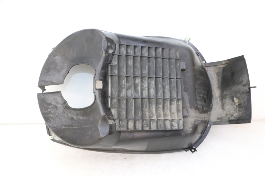 photo de Griglia del radiatore PEUGEOT SATELIS 125 (2013 - 2018) - Vista d'insieme del prodotto