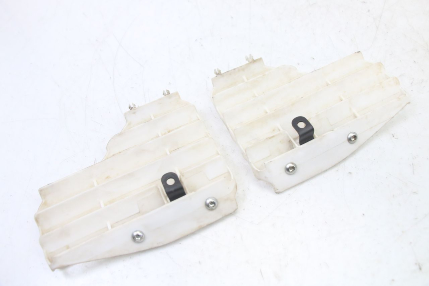 photo de GRIGLIA RADIATORE SMALL MX THUNDER 250 - Altra angolazione