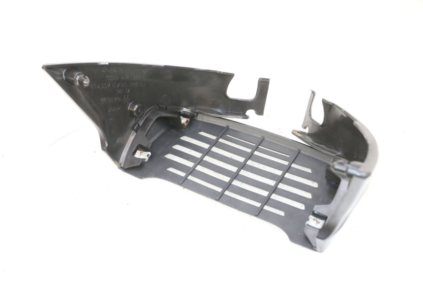 photo de GRIGLIA RADIATORE DAELIM VJ ROADWIN FI 125 (2008 - 2017) - Zoom sullo stato d'uso