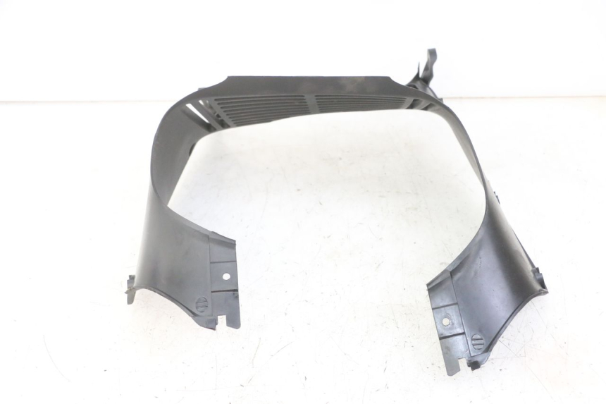 photo de GRIGLIA RADIATORE HONDA XLV VARADERO 125 (2000 - 2006) - Primo piano tecnico