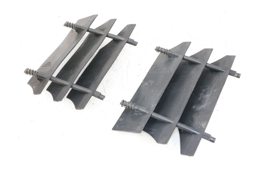 photo de Griglia del radiatore HYOSUNG XRX 125 (2000 - 2008) - Dettaglio del componente