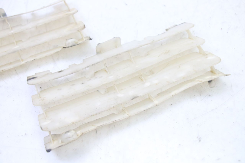 photo de GRIGLIA RADIATORE YAMAHA YZ-F YZF 250 (2007 - 2013) - Zoom sullo stato d'uso