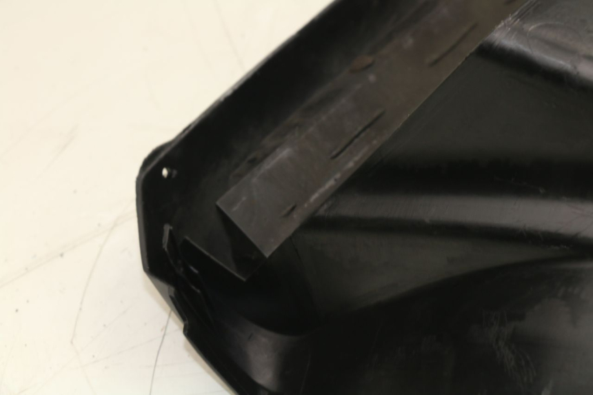 photo de Griglia del radiatore YAMAHA YP MAJESTY ABS 400 (2007 - 2009) - Zoom sullo stato d'uso