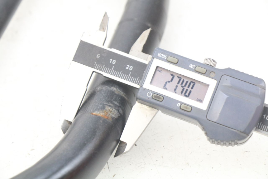 photo de MANUBRIO ORION AGB37 CRF1 DIRT BIKE 125 (2013 - 2021) - Dettaglio del componente