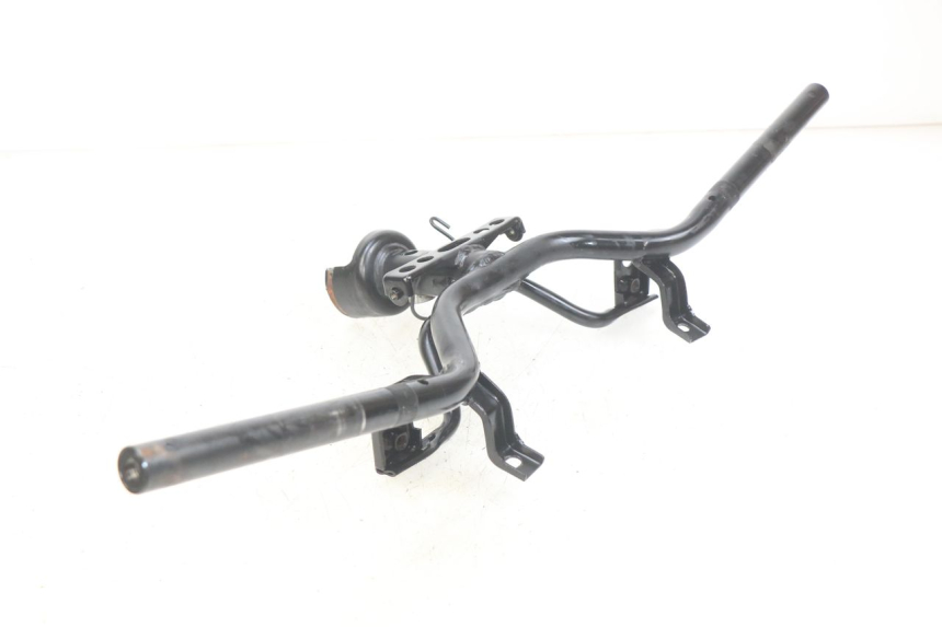 photo de MANUBRIO KYMCO AGILITY 16+ 4T 50 (2018 - 2023) - Primo piano tecnico