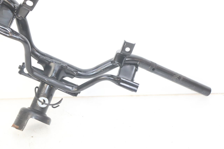 photo de MANUBRIO KYMCO AGILITY 16+ 4T 50 (2018 - 2023) - Stato della superficie e materiale