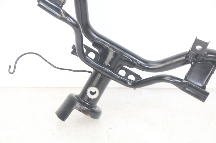 photo de MANUBRIO KYMCO AGILITY 16+ 4T 50 (2018 - 2023) - Stato della superficie e materiale