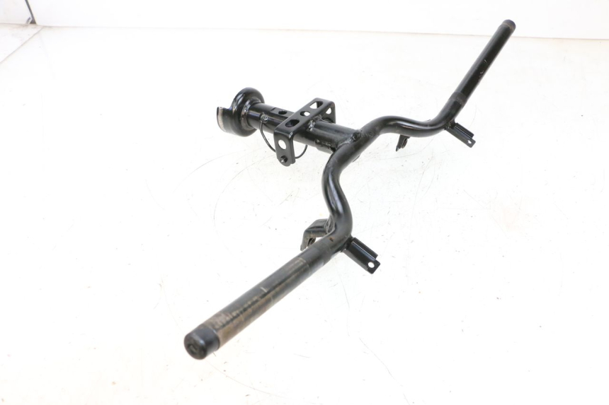 photo de MANUBRIO KYMCO AGILITY 4T 50 (2018 - 2022) - Altra angolazione