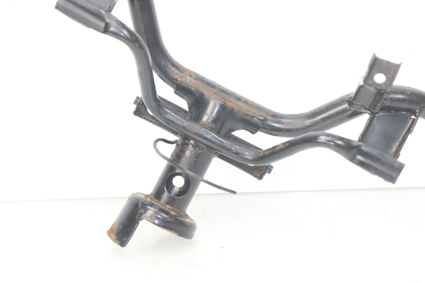 photo de MANUBRIO KYMCO AGILITY CITY 2T 50 (2008 - 2016) - Dettagli dei punti di fissaggio