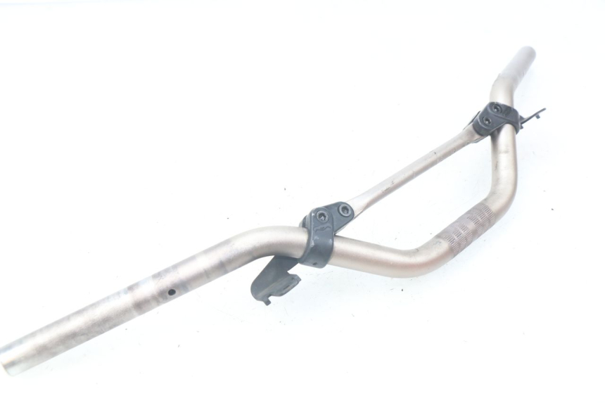 photo de MANUBRIO MBK BOOSTER SPIRIT NAKED 50 (2004 - 2017) - Dettagli dei punti di fissaggio