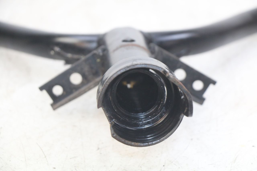 photo de MANUBRIO PEUGEOT CITYSTAR 125 (2011 - 2017) - Zoom sullo stato d'uso