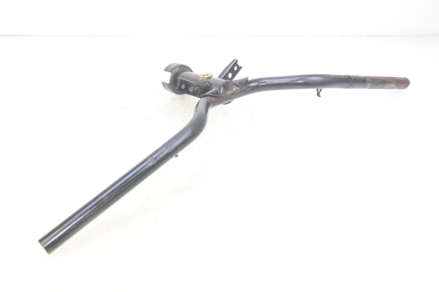 photo de MANUBRIO PEUGEOT CITYSTAR 125 (2011 - 2017) - Dettagli dei punti di fissaggio