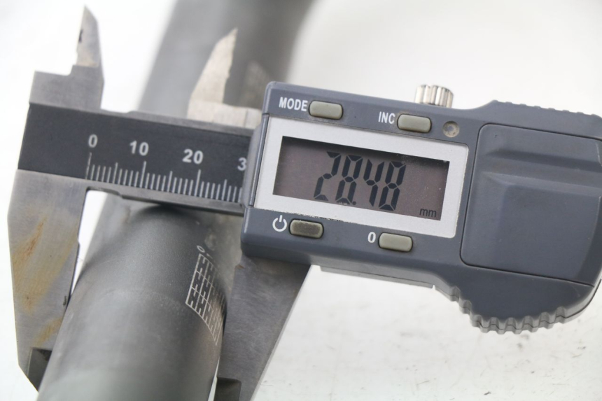 photo de MANUBRIO HONDA CR 125 (2000 - 2001) - Dettaglio del componente