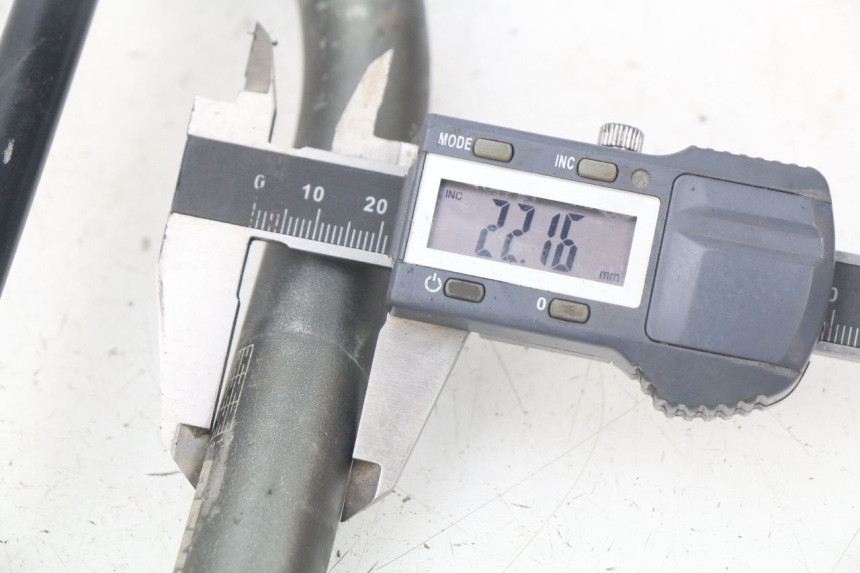 photo de MANUBRIO HONDA CRF 250 (2013 - 2016) - Dettaglio del componente