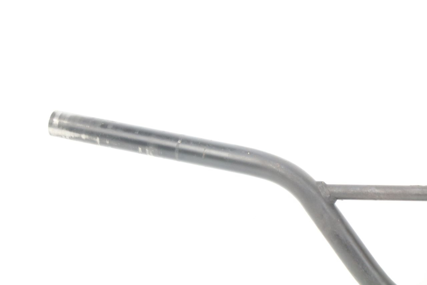 photo de manubrio LONCIN DIRT BIKE 125 - Dettagli dei punti di fissaggio