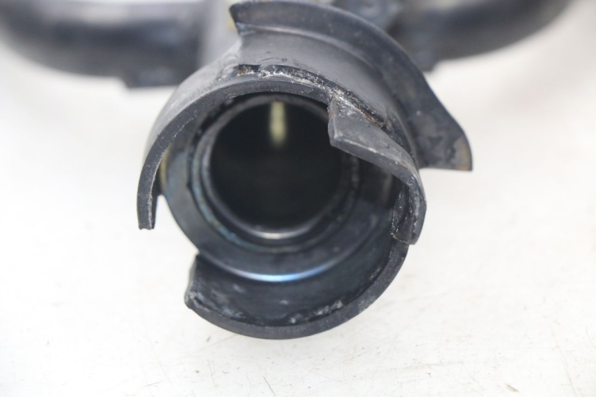 photo de MANUBRIO PEUGEOT ELYSTAR 50 (2002 - 2014) - Zoom sullo stato d'uso