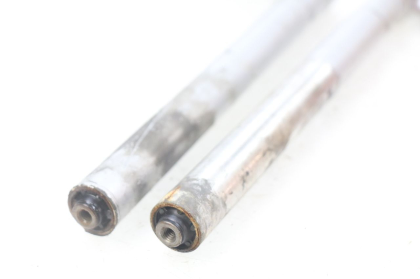 photo de MANUBRIO YAMAHA FJR ABS 1300 (2016 - 2020) - Dettagli dei punti di fissaggio