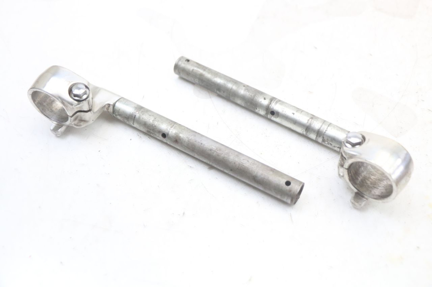 photo de MANUBRIO HONDA CBR F 1000 (1993 - 1996) - Zoom sullo stato d'uso