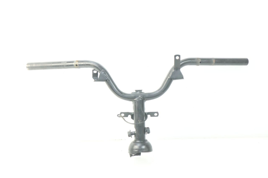 photo de FANALE POSTERIORE PEUGEOT KISBEE 4T 50 (2018 - 2022) - Vista principale