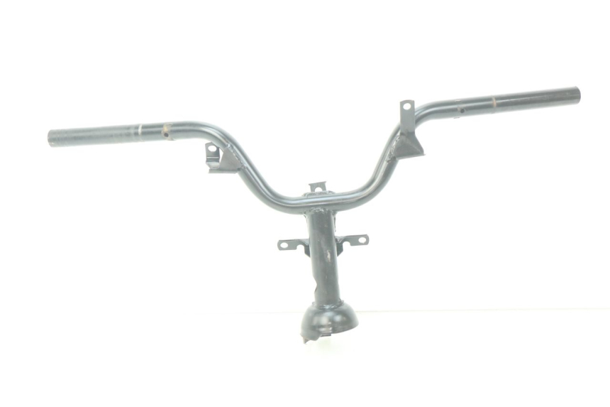 photo de FANALE POSTERIORE PEUGEOT KISBEE 4T 50 (2018 - 2022) - Vista principale