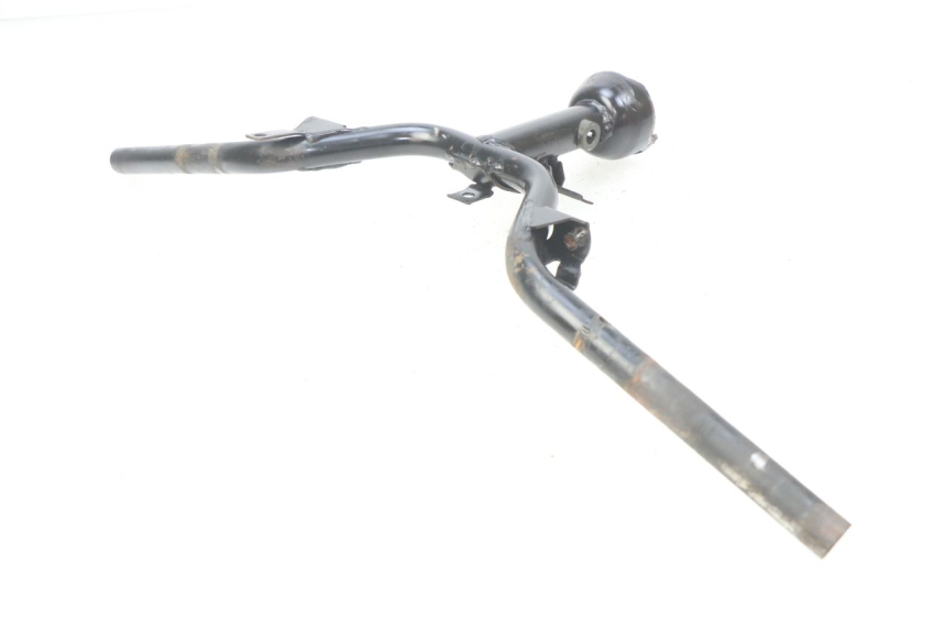 photo de MANUBRIO PEUGEOT KISBEE 4T 50 (2010 - 2017) - Primo piano tecnico