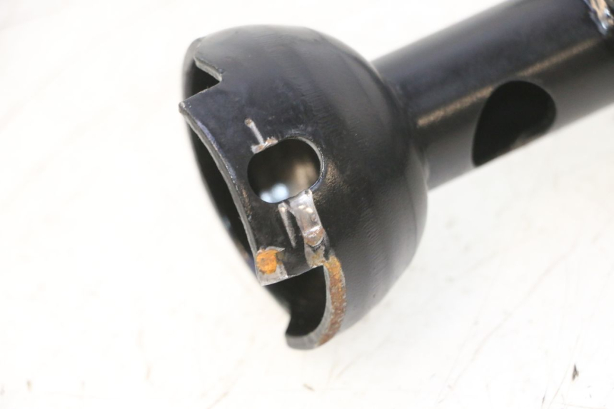 photo de MANUBRIO PEUGEOT KISBEE 4T 50 (2023 - 2026) - Primo piano tecnico