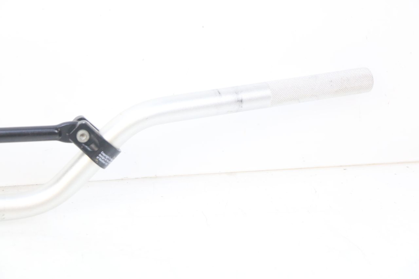 photo de MANUBRIO KAWASAKI KX 85 (2014 - 2021) - Stato della superficie e materiale