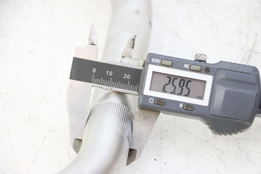 photo de MANUBRIO MAG POWER R-STREET 50 (2016 - 2025) - Dettaglio del componente