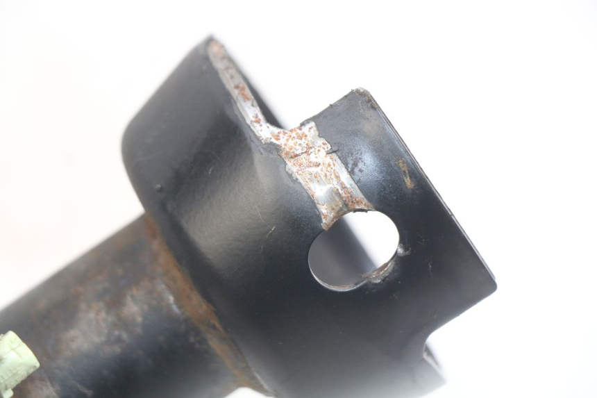 photo de MANUBRIO PEUGEOT SATELIS 125 (2006 - 2009) - Zoom sullo stato d'uso