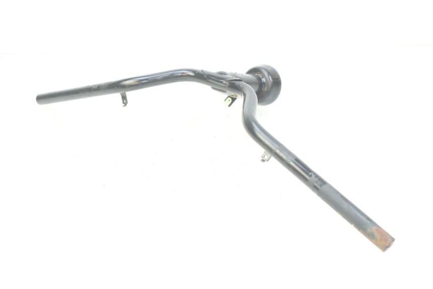 photo de MANUBRIO PEUGEOT SATELIS 125 (2010 - 2012) - Dettagli dei punti di fissaggio