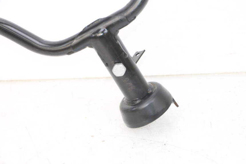 photo de MANUBRIO PEUGEOT SATELIS 125 (2013 - 2018) - Dettagli dei punti di fissaggio