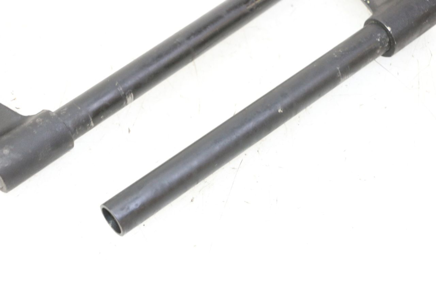 photo de MANUBRIO TRIUMPH SPRINT 900 (1995 - 1998) - Altra angolazione