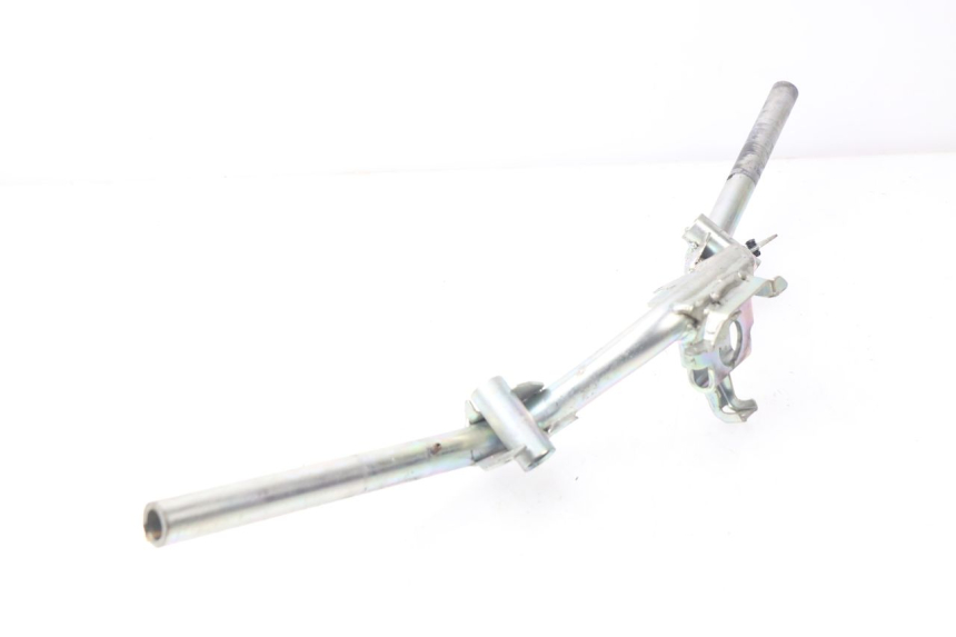 photo de Manubrio APRILIA SR 2T 50 (2018 - 2022) - Zoom sullo stato d'uso