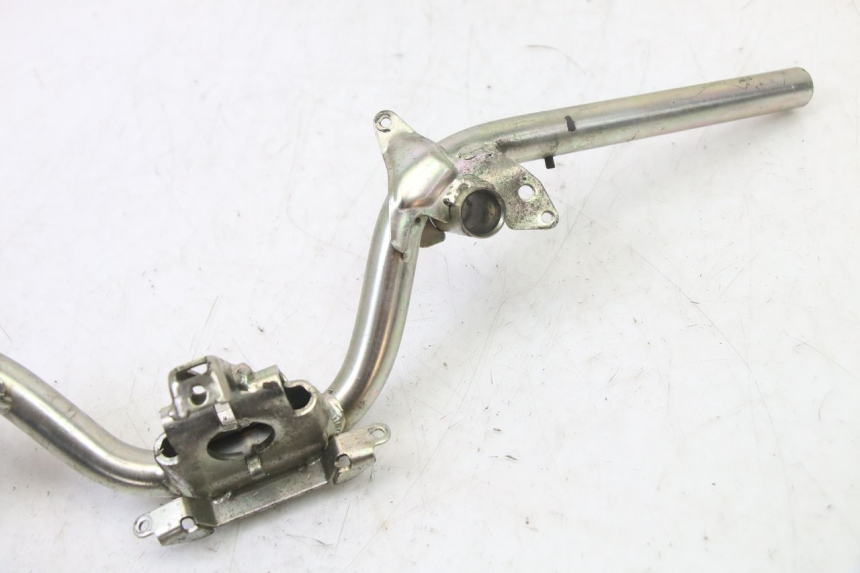 photo de Manubrio APRILIA SR 2T 50 (2018 - 2022) - Dettagli dei punti di fissaggio