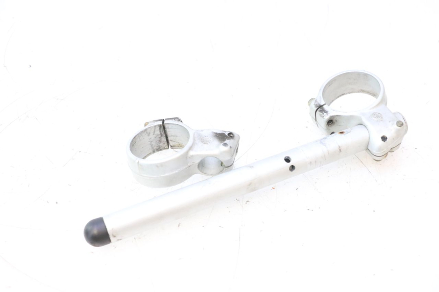 photo de MANUBRIO DUCATI SS IE DS CARENEE 1000 (2002 - 2006) - Zoom sullo stato d'uso