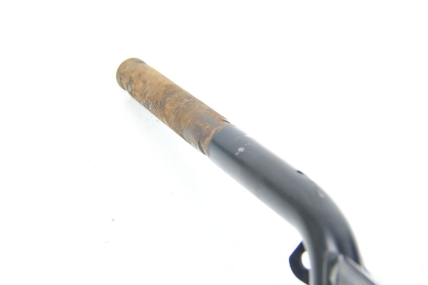 photo de MANUBRIO PIAGGIO X8 125 (2004 - 2007) - Dettagli dei punti di fissaggio