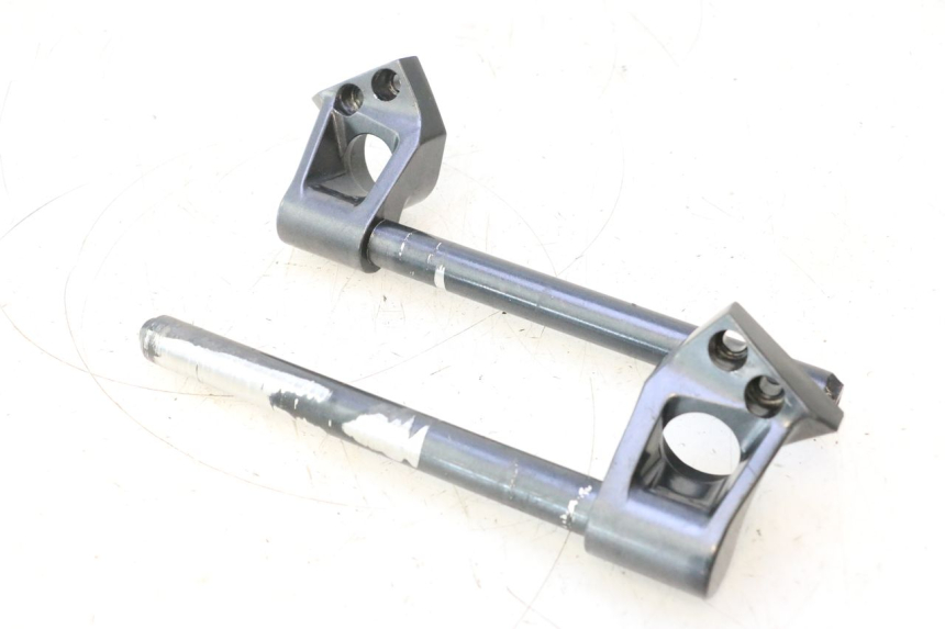photo de MANUBRIO KAWASAKI ZZR 600 (1995 - 2004) - Vista principale