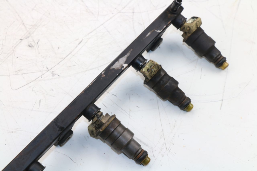 photo de INIETTORE BMW K100 1000 (1982 - 1990) - Zoom sullo stato d'uso